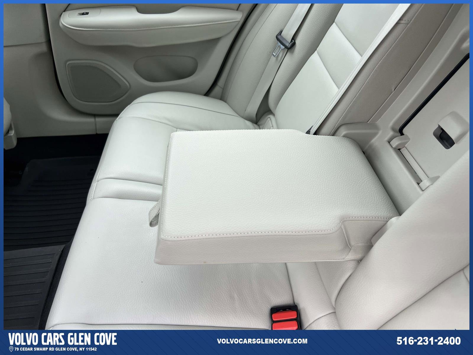 Used 2024 Volvo S60 B5 Ultimate w/ Climate Package AWD/4WD image 11