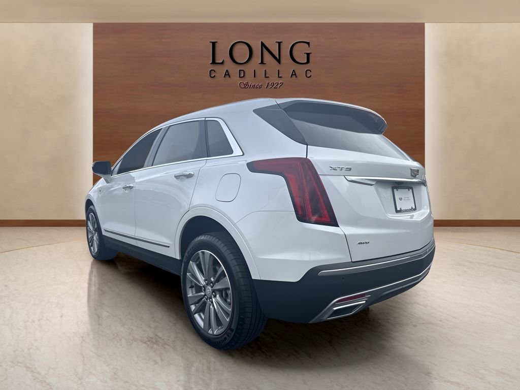 Used 2025 Cadillac XT5 Premium Luxury image 3