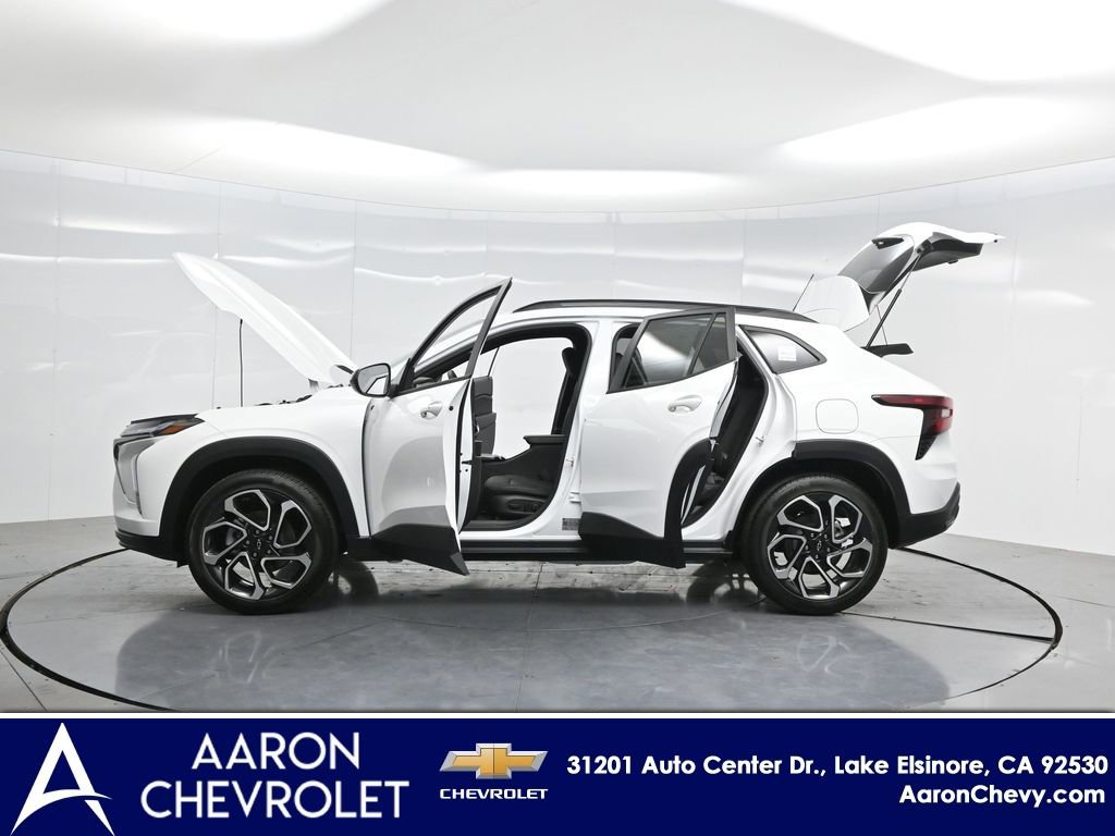 New 2026 Chevrolet Trax RS w/ Driver Confidence Package image 30