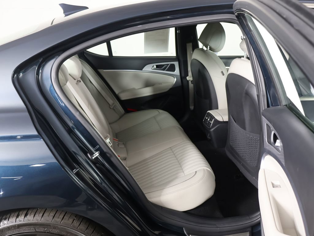 Used 2023 Genesis G70 2.0T w/ Sport Prestige Package image 34