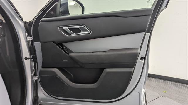 Used 2024 Land Rover Range Rover Velar S image 22