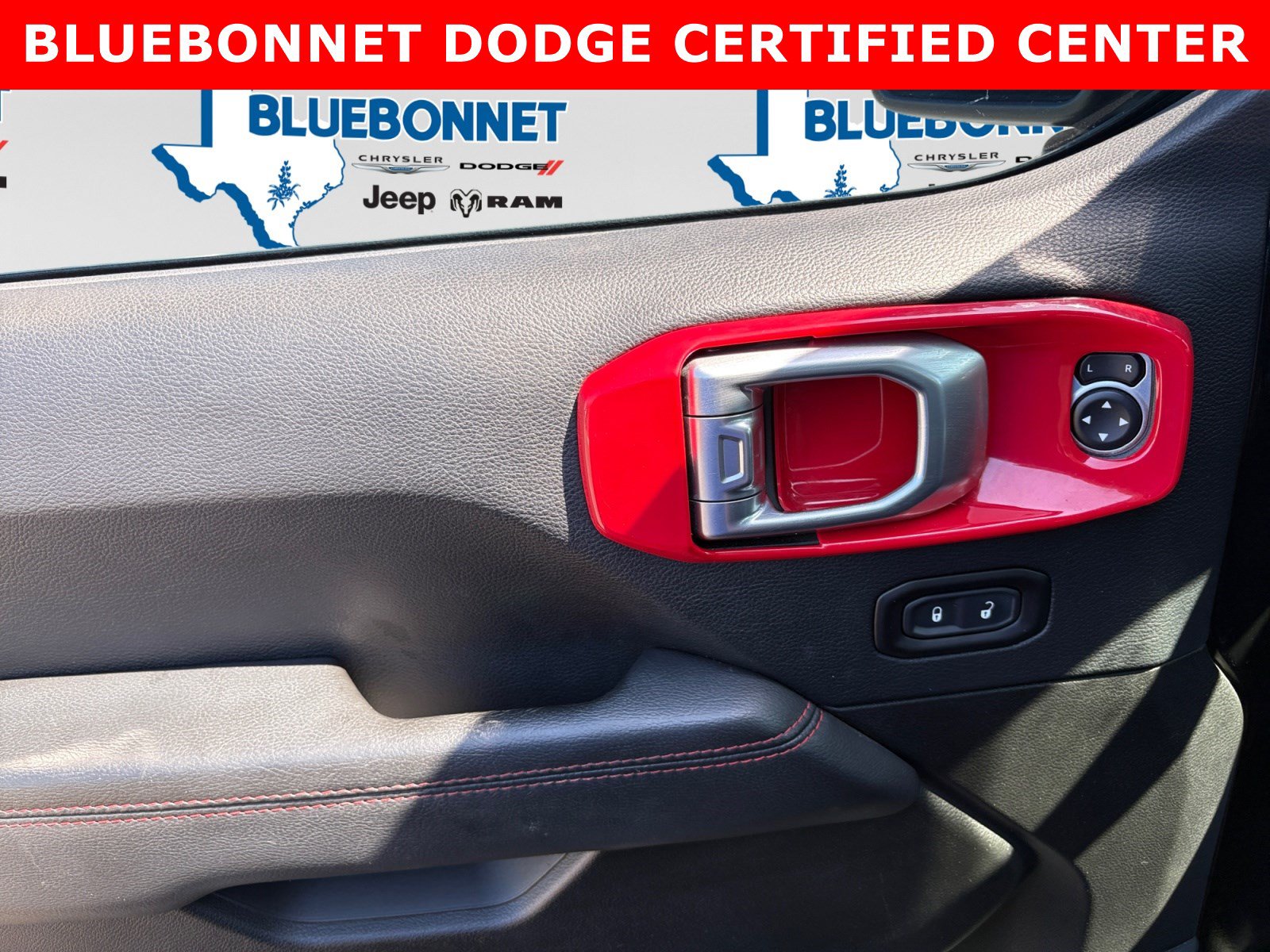 Used 2019 Jeep Wrangler Unlimited Rubicon AWD/4WD image 10