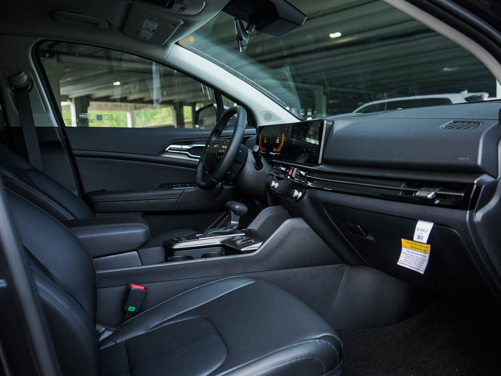 New 2026 Kia Sportage EX AWD/4WD image 11