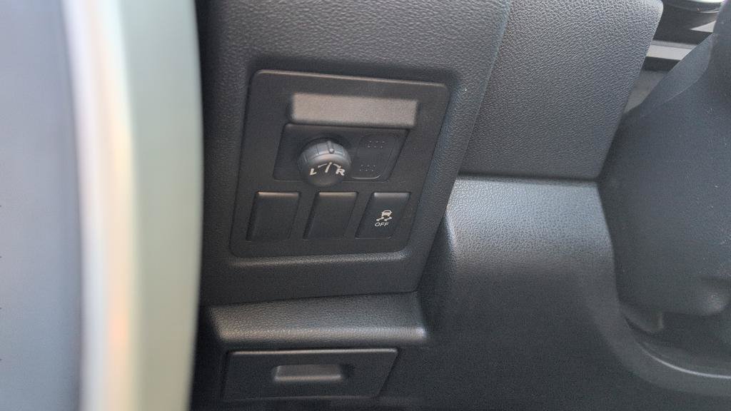 Used 2012 Nissan Rogue S FWD image 14