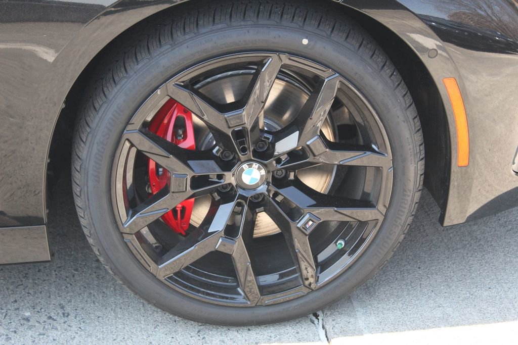 New 2026 BMW 330i Sedan w/ M Sport Package image 12
