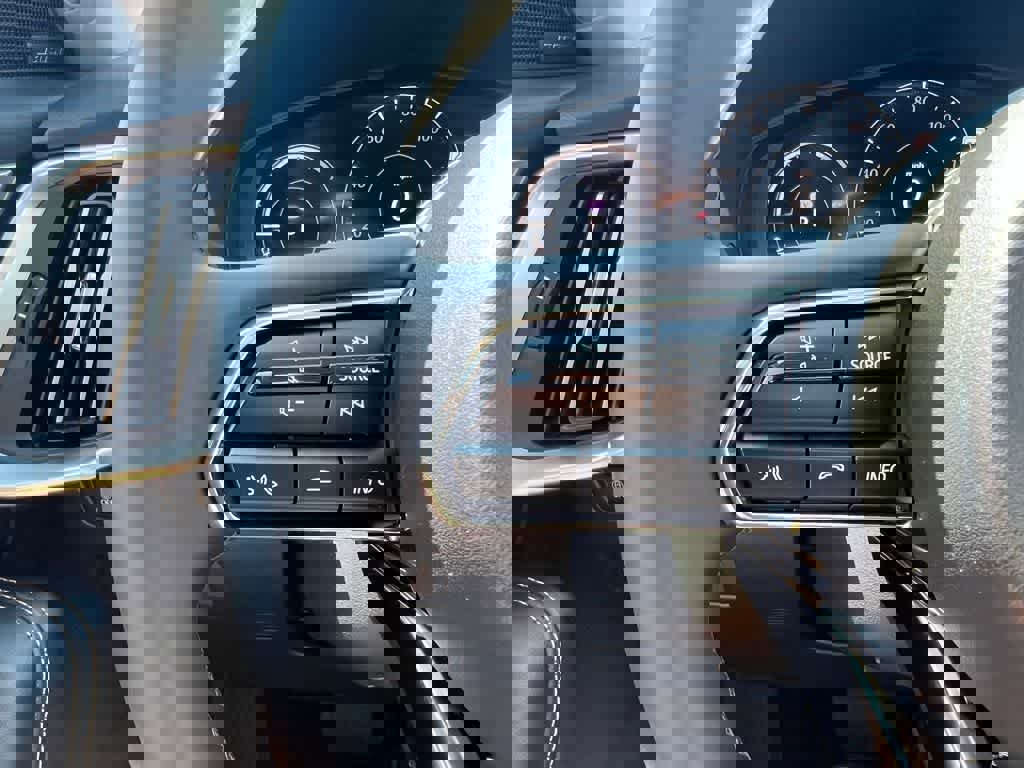 Used 2025 MAZDA CX-90 Plug-In Hybrid w/Premium Sport image 27