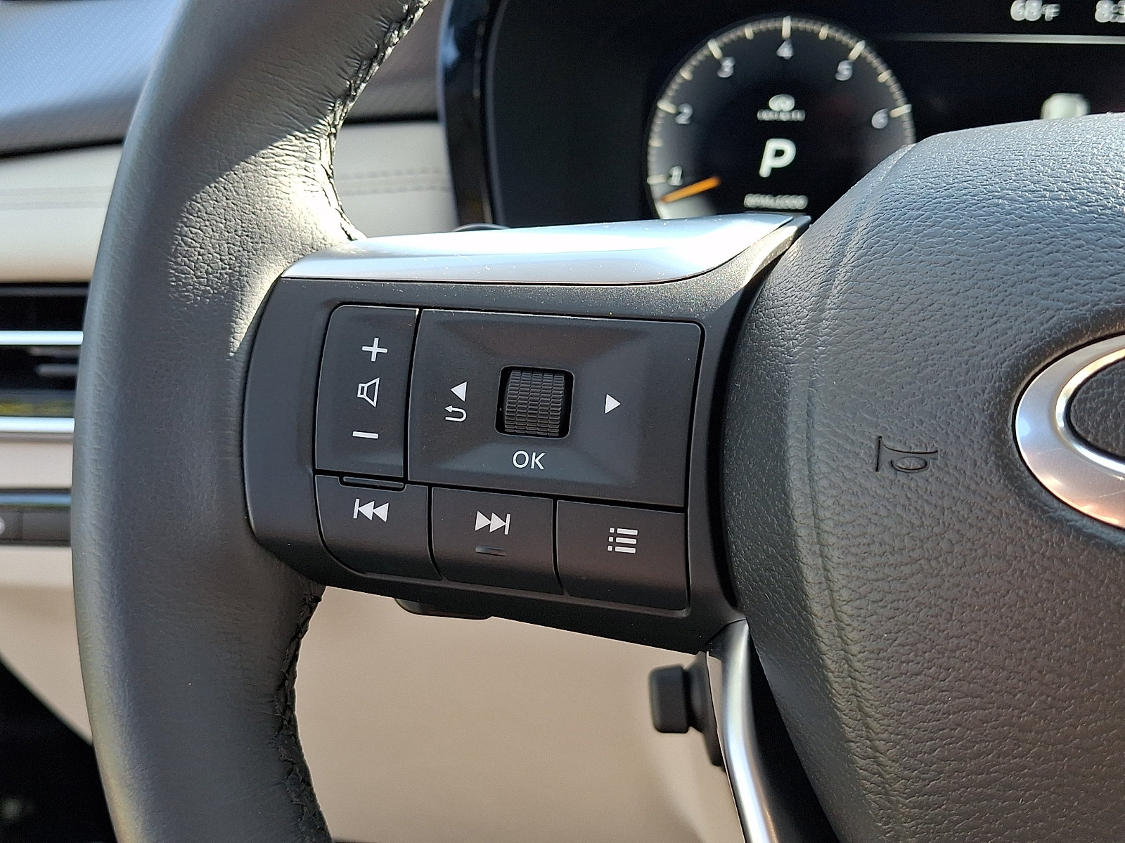 Certified 2023 INFINITI QX60 Luxe AWD/4WD image 22