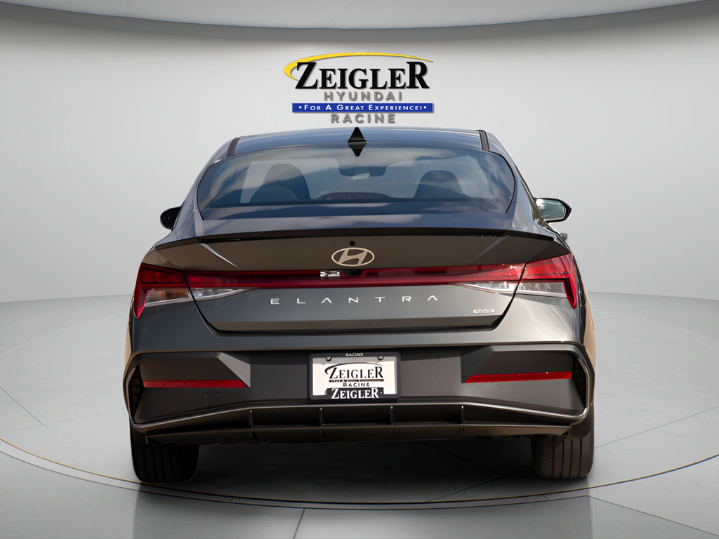 New 2025 Hyundai Elantra SEL FWD image 8