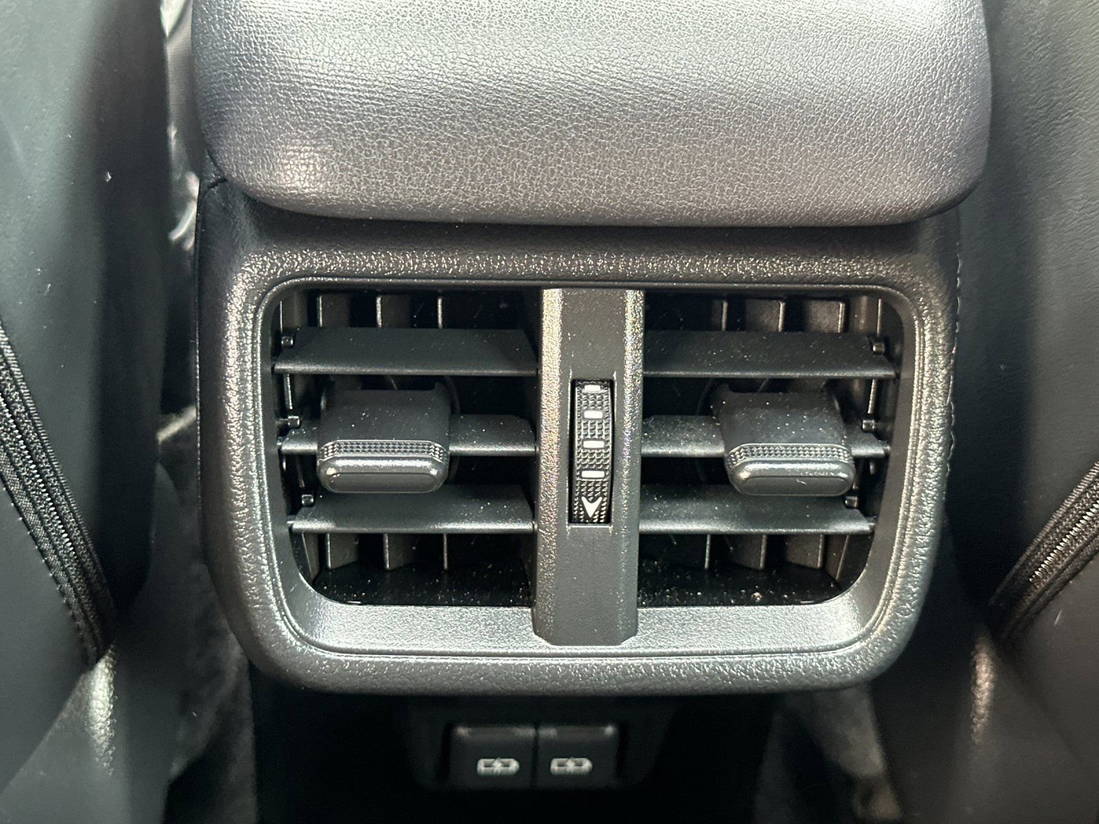 Used 2024 Lexus UX 250h FWD w/ Premium Package image 14
