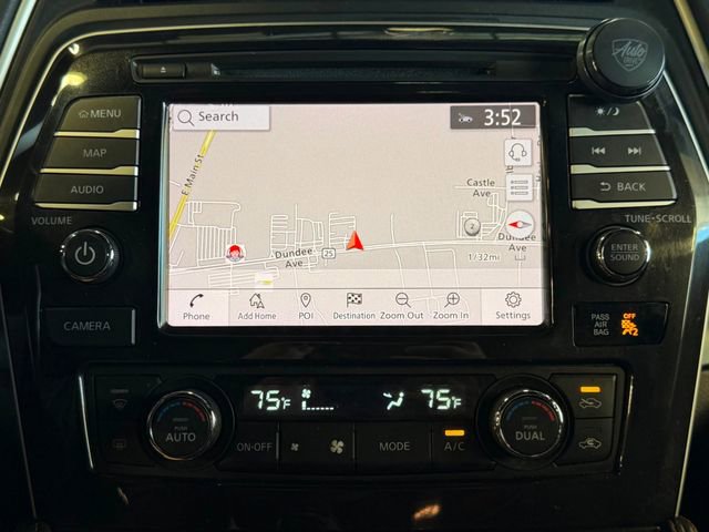 Used 2023 Nissan Maxima SR w/ Sport Mat Group FWD image 29