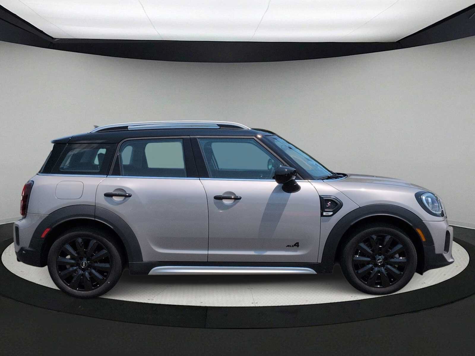 Used 2024 MINI Cooper Countryman S AWD/4WD image 9