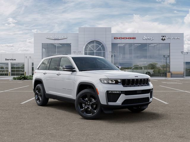 New 2026 Jeep Grand Cherokee Limited w/ Limited Altitude Package AWD/4WD image 5