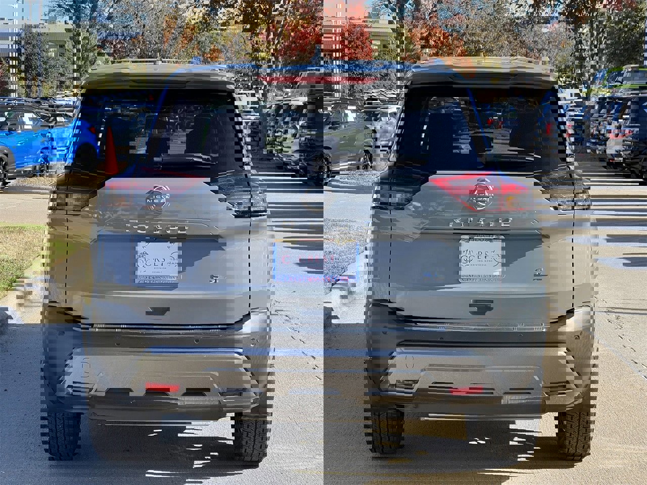 Certified 2023 Nissan Rogue SL w/ SL Premium Package image 5