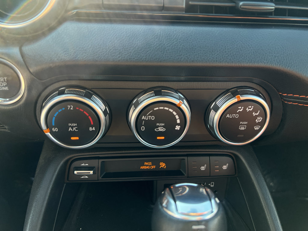 Used 2023 MAZDA MX-5 Miata Grand Touring RWD image 18