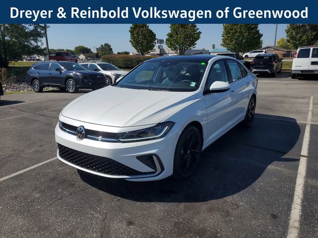 New 2025 Volkswagen Jetta SE image 8