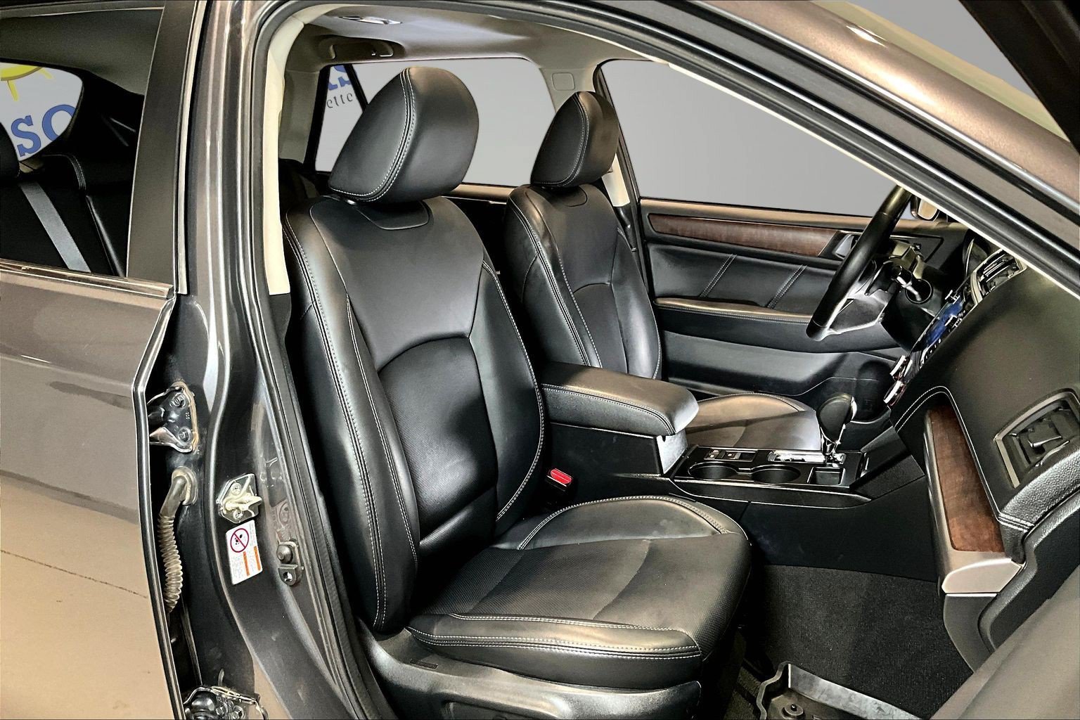 Used 2019 Subaru Outback 2.5i Limited AWD/4WD image 28