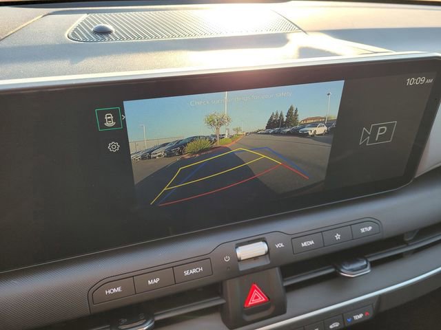 Used 2025 Kia K4 LXS image 13