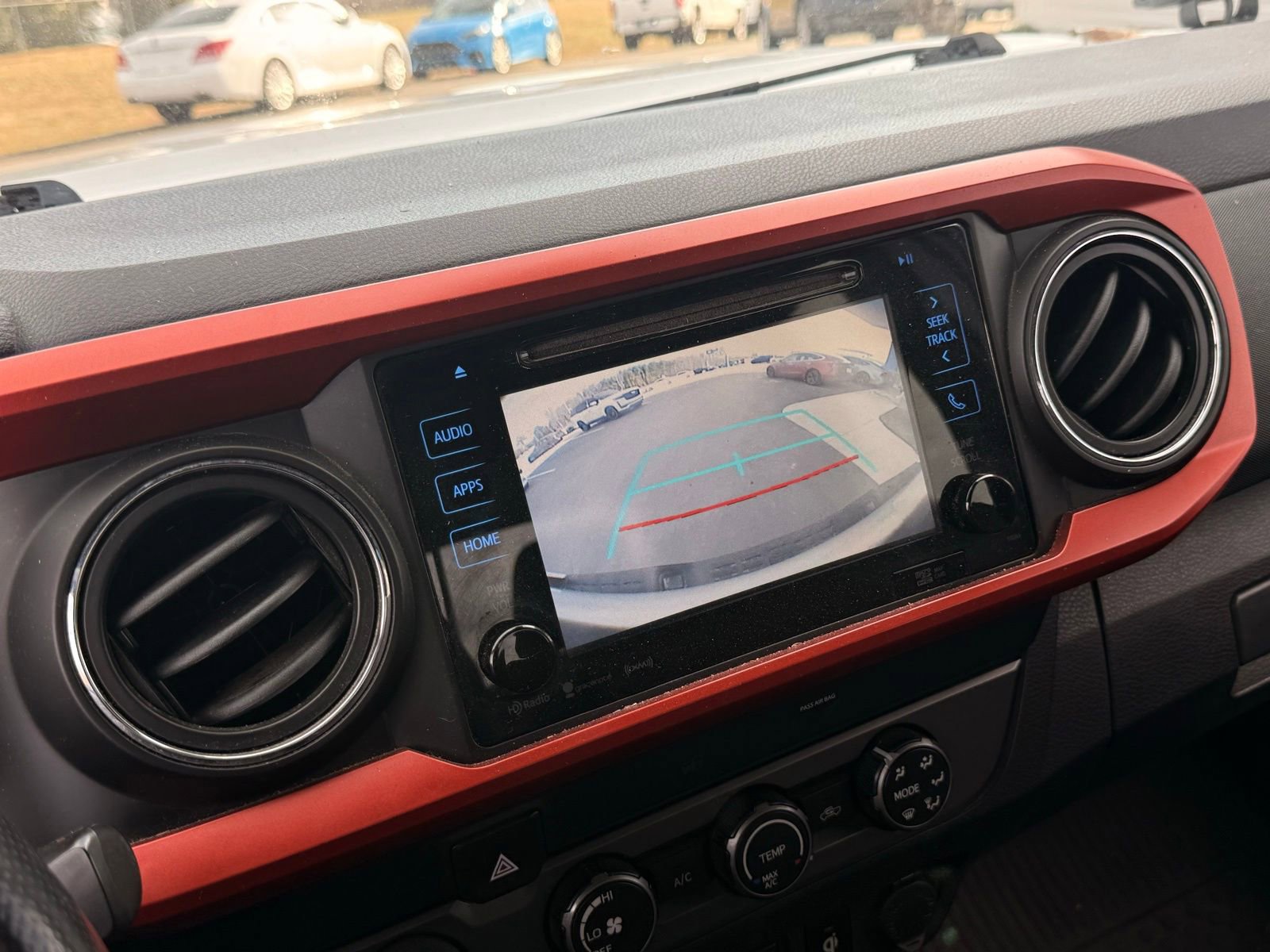 Used 2019 Toyota Tacoma TRD Off-Road image 46