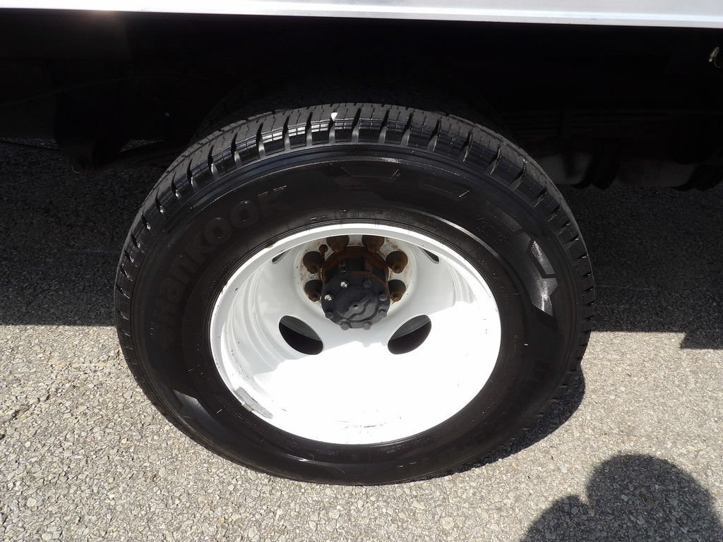 Used 2023 Ford E-450 and Econoline 450 Super Duty w/ Power Windows & Locks Group RWD image 41