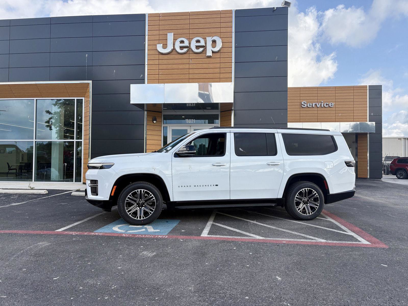 New 2026 Jeep Grand Wagoneer L 4WD