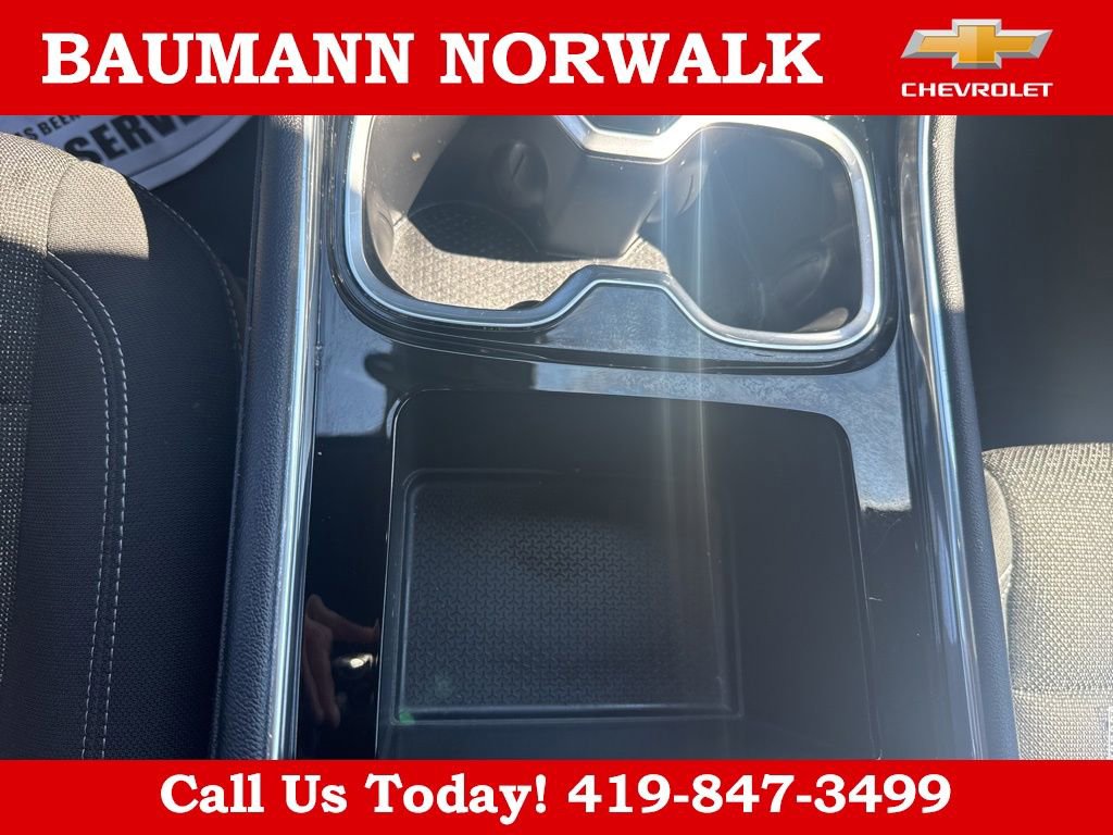 Used 2025 Chevrolet Traverse LT w/ Midnight/Sport Edition AWD/4WD image 25