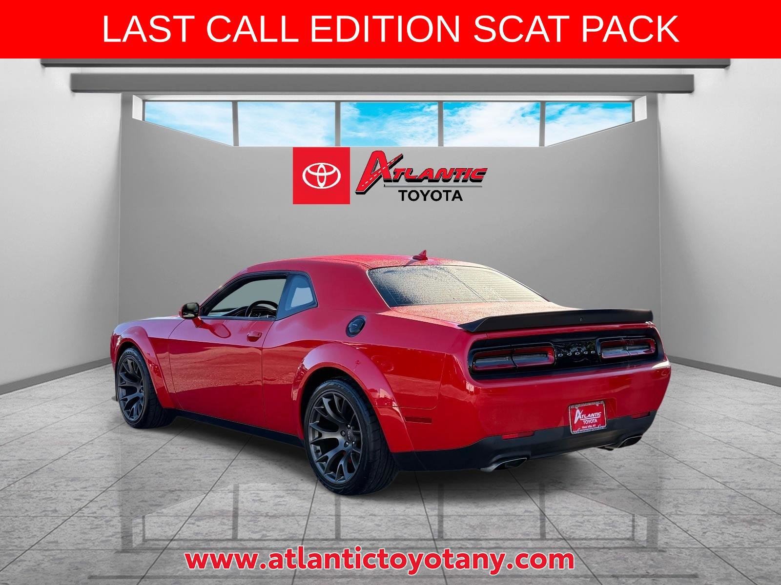 Used 2021 Dodge Challenger R/T Scat Pack RWD image 5