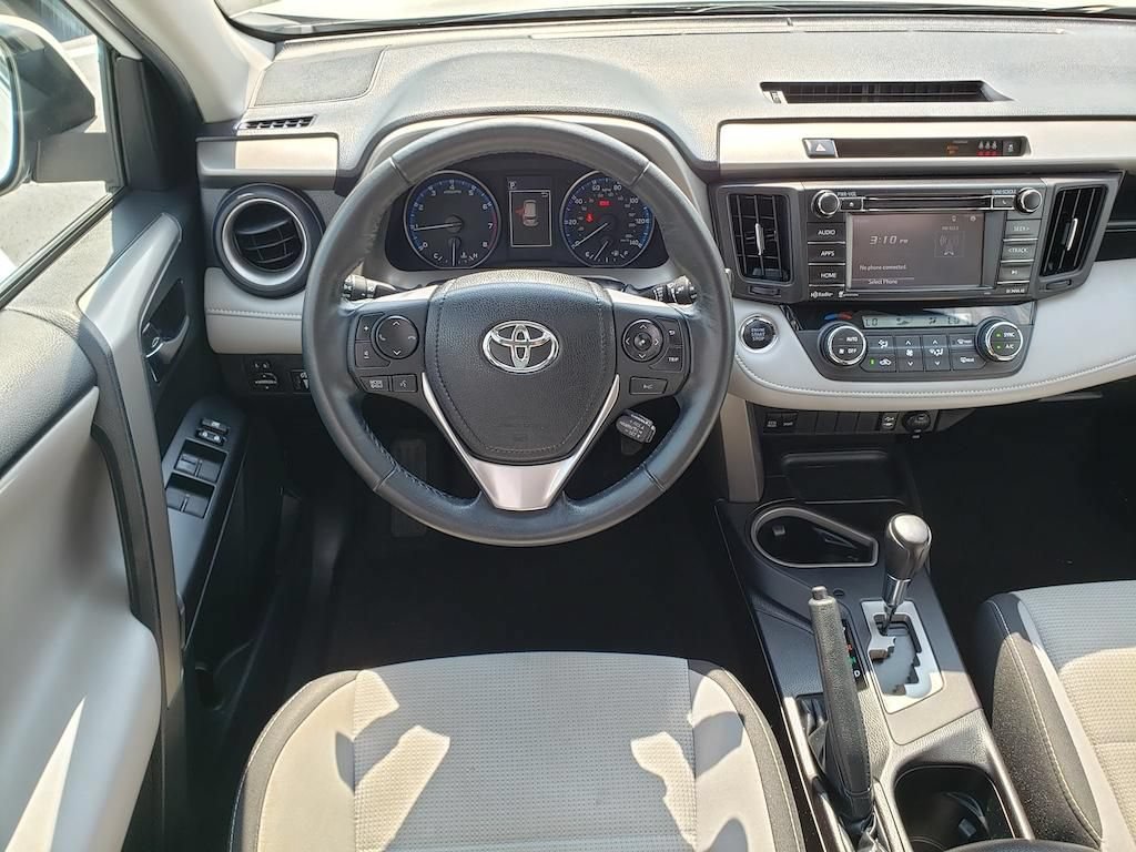 Used 2018 Toyota RAV4 XLE w/ Plus Extra Value Package AWD/4WD image 13
