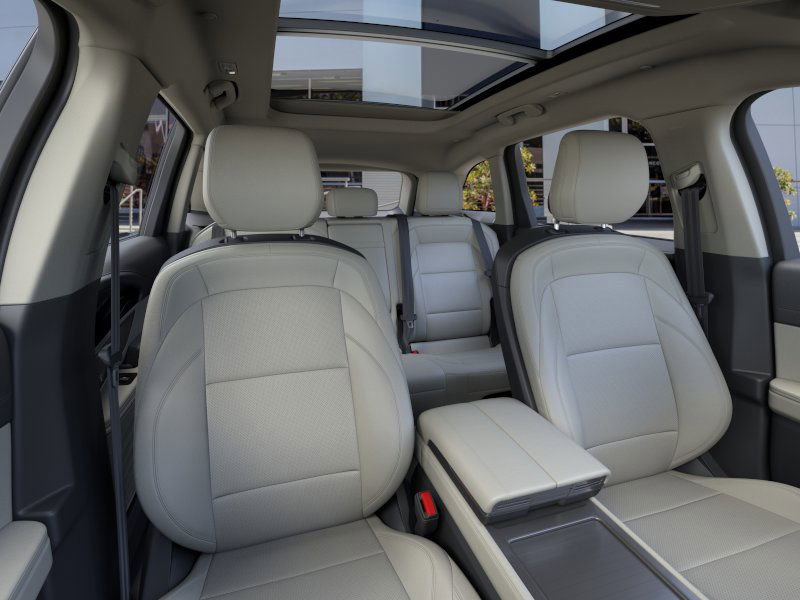 New 2026 Lincoln Nautilus Premier w/ Equipment Group 102A image 9