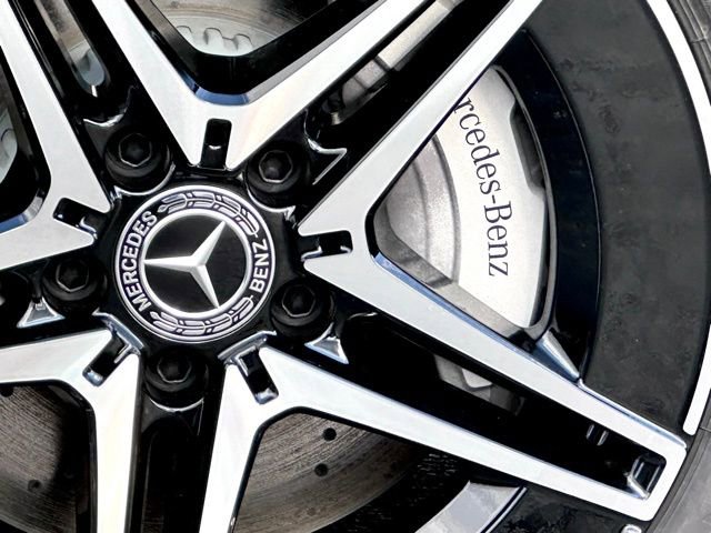 New 2026 Mercedes-Benz C 300 4MATIC Sedan image 13