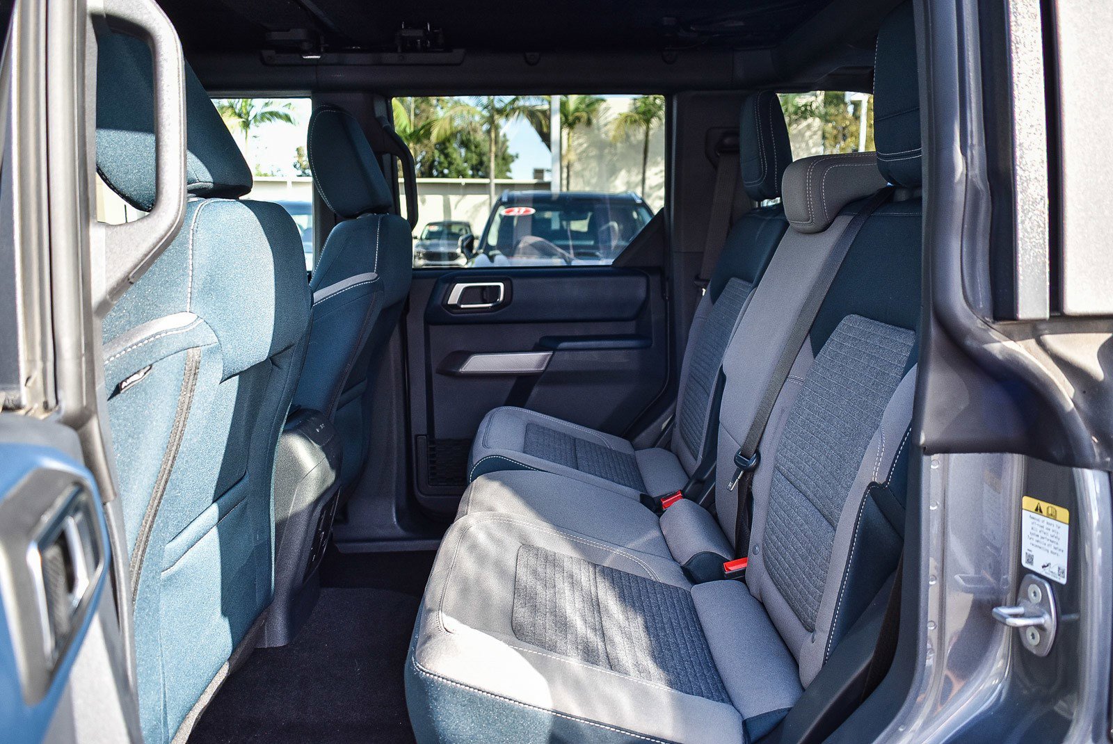 Used 2022 Ford Bronco Outer Banks image 17