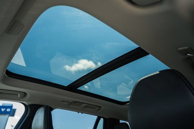 Certified 2024 Volvo XC90 B6 Ultimate AWD/4WD image 42