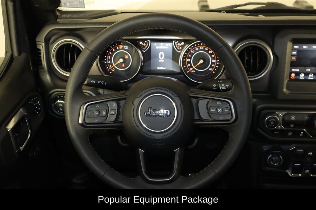 Used 2023 Jeep Gladiator Sport image 7