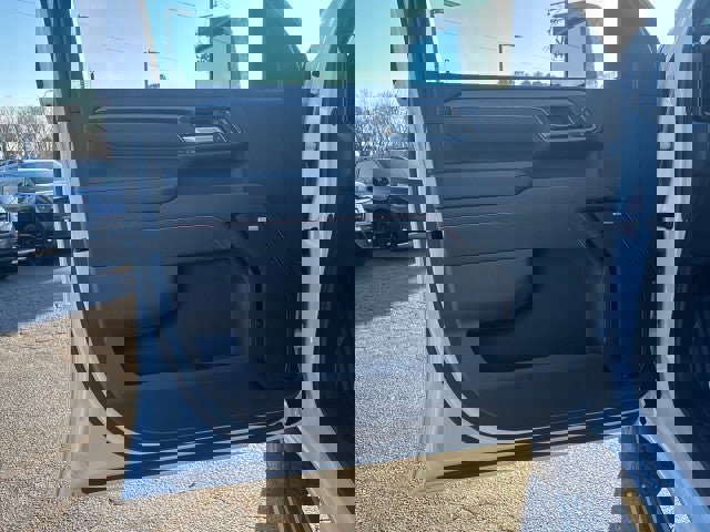 New 2025 GMC Sierra 2500 AT4 w/ AT4 Premium Plus Package image 10