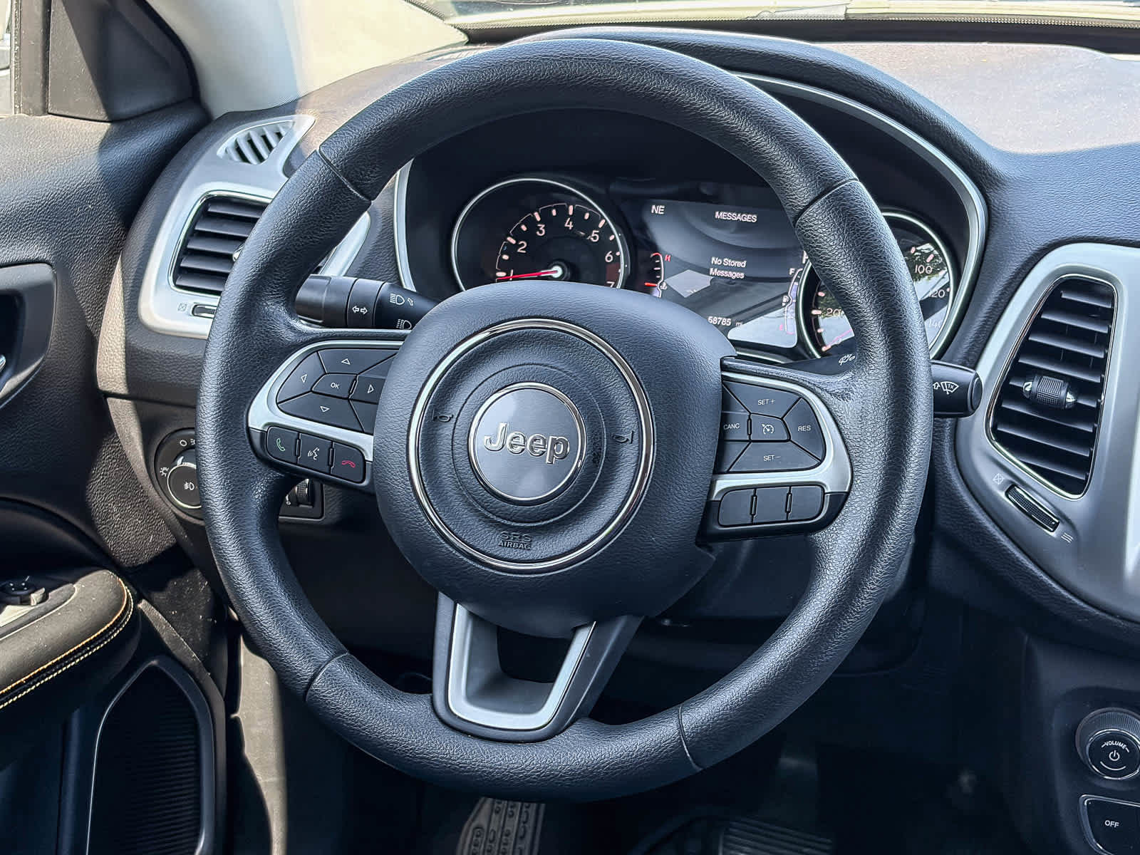 Used 2019 Jeep Compass Sport image 14