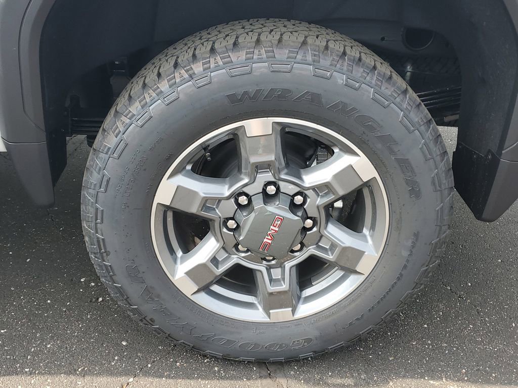 New 2026 GMC Sierra 2500 SLE w/ SLE Value Package; AWD/4WD image 6
