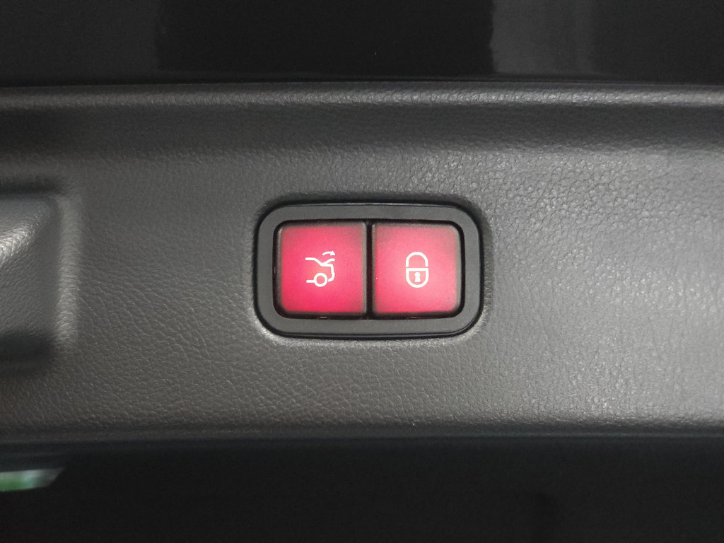 Certified 2024 Mercedes-Benz S 580 4MATIC Sedan image 33