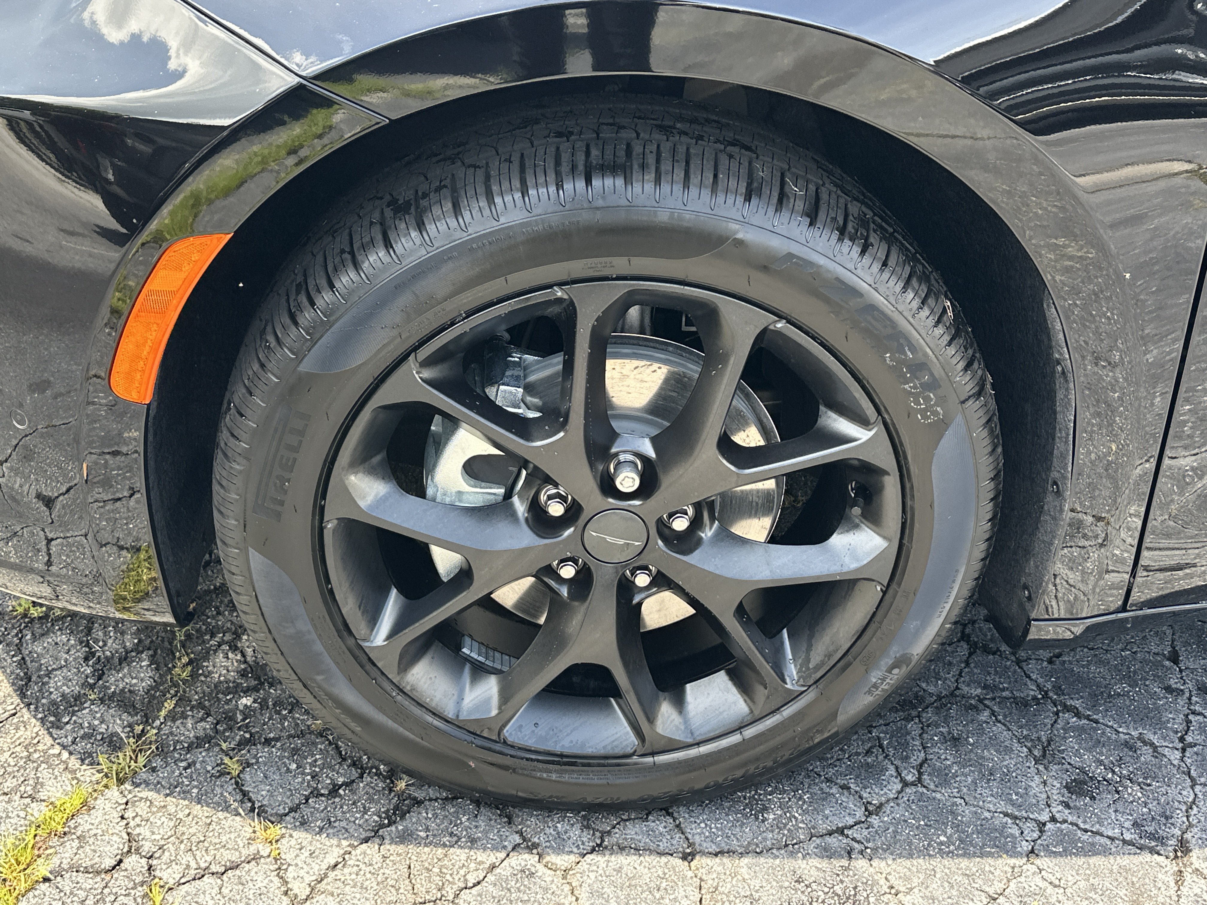 New 2027 Chrysler Pacifica Limited FWD image 13