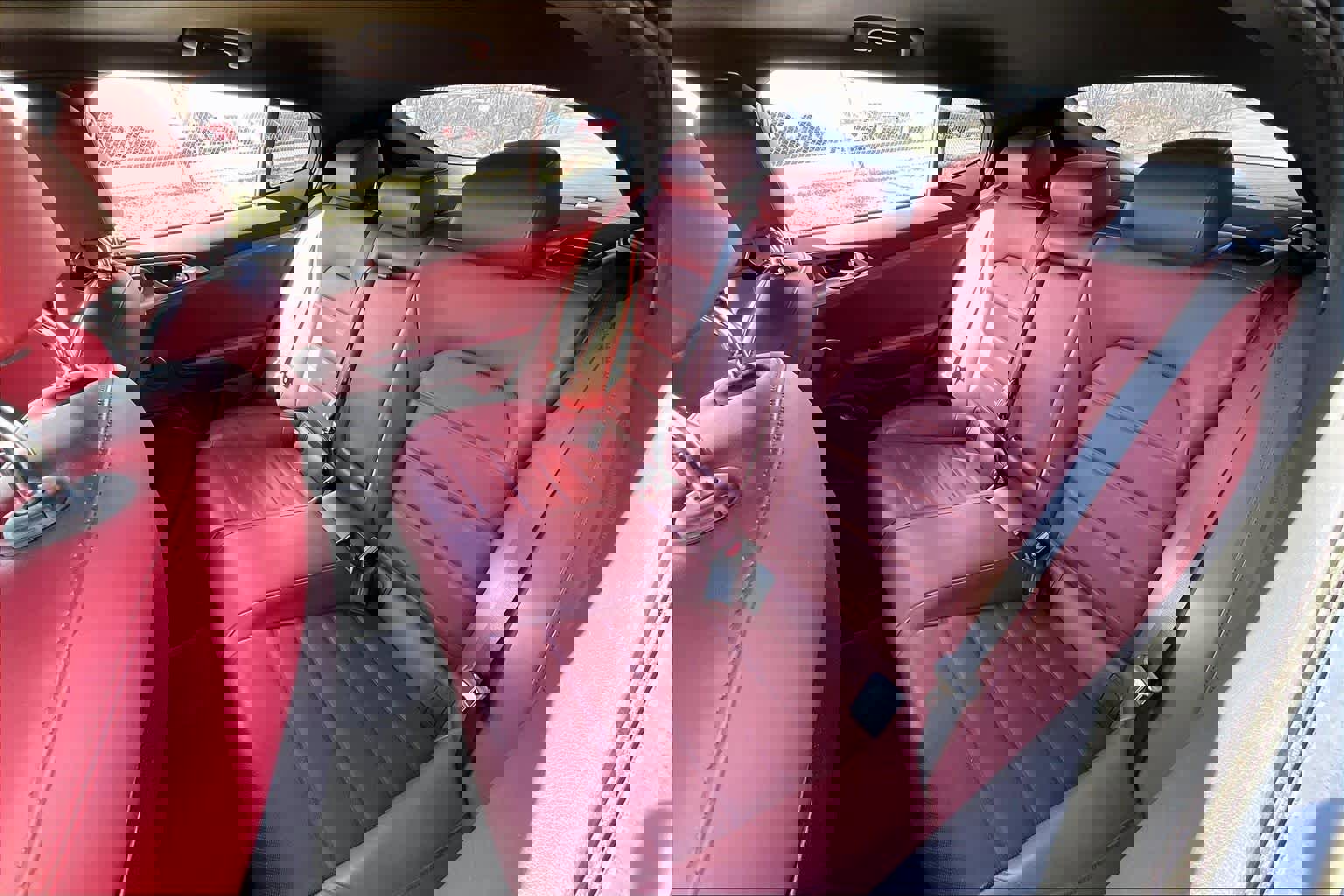 Used 2018 Kia Stinger GT2 image 19