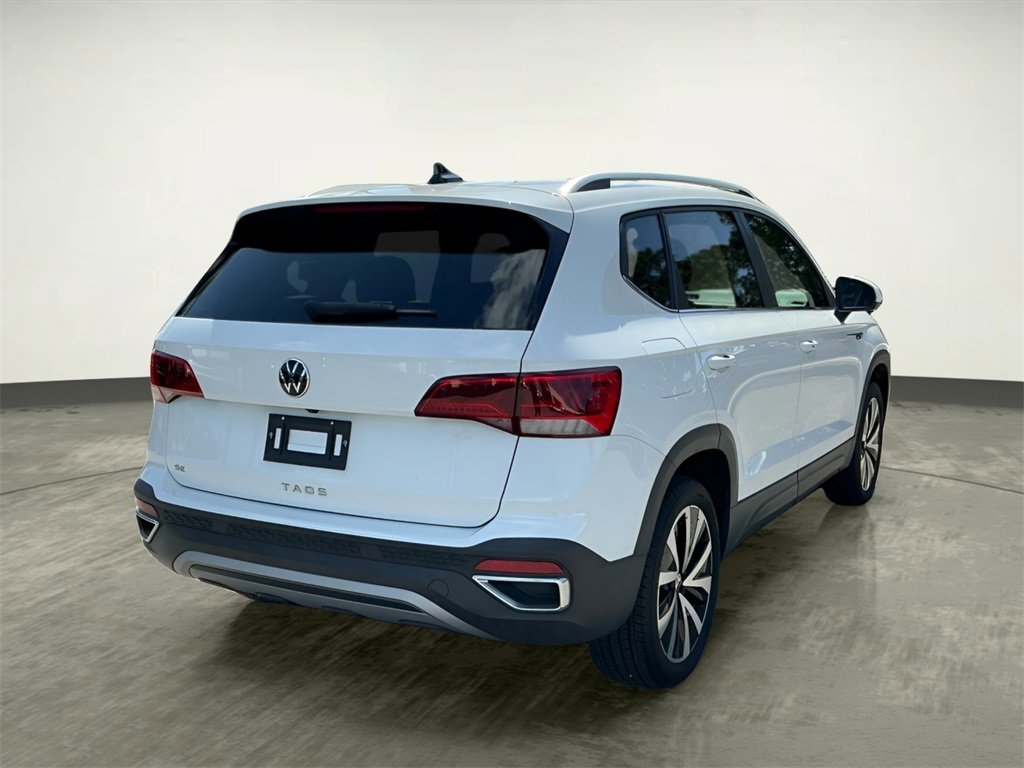 Used 2024 Volkswagen Taos SE image 8
