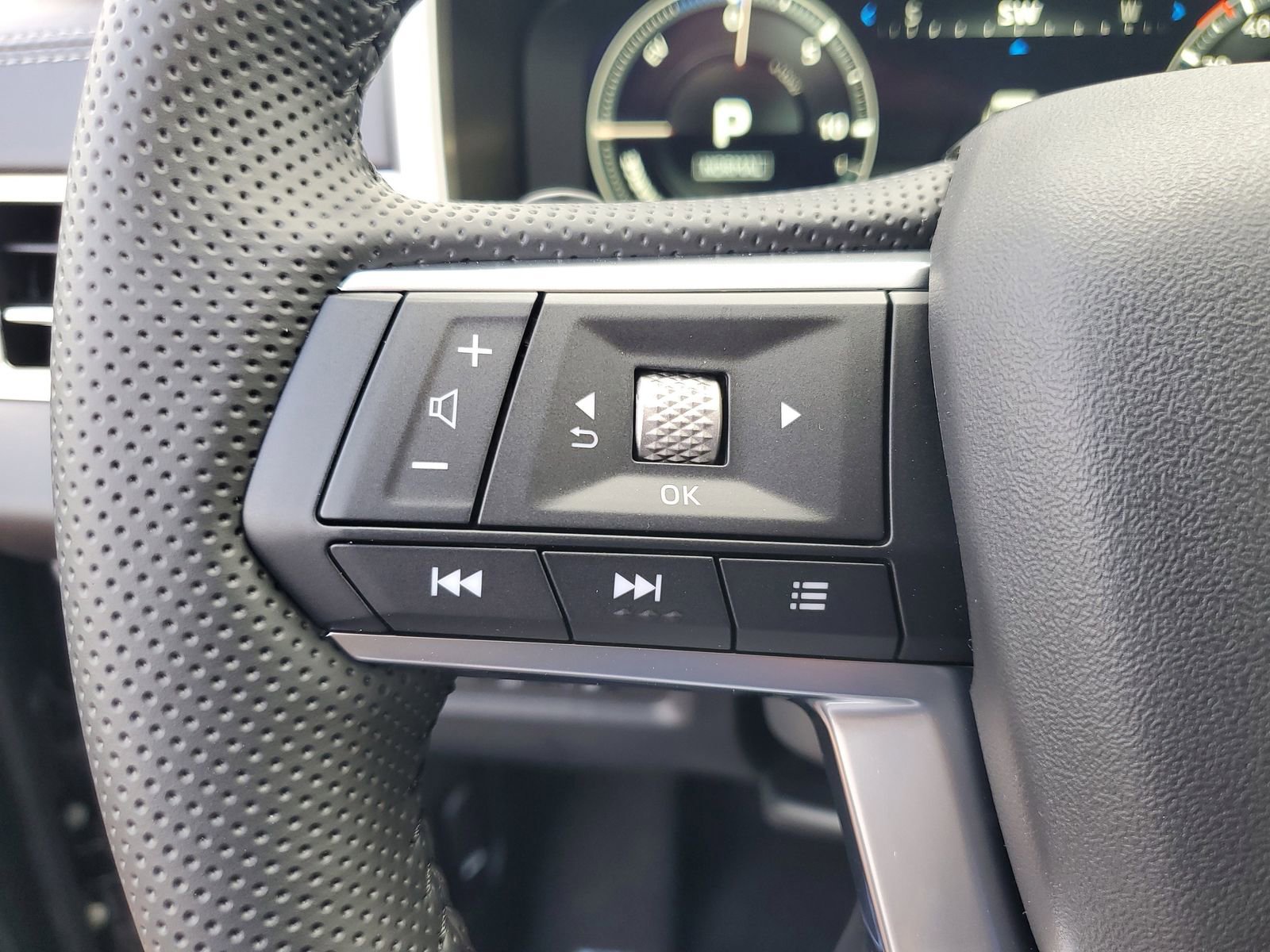 New 2025 Mitsubishi Outlander SE AWD/4WD image 12