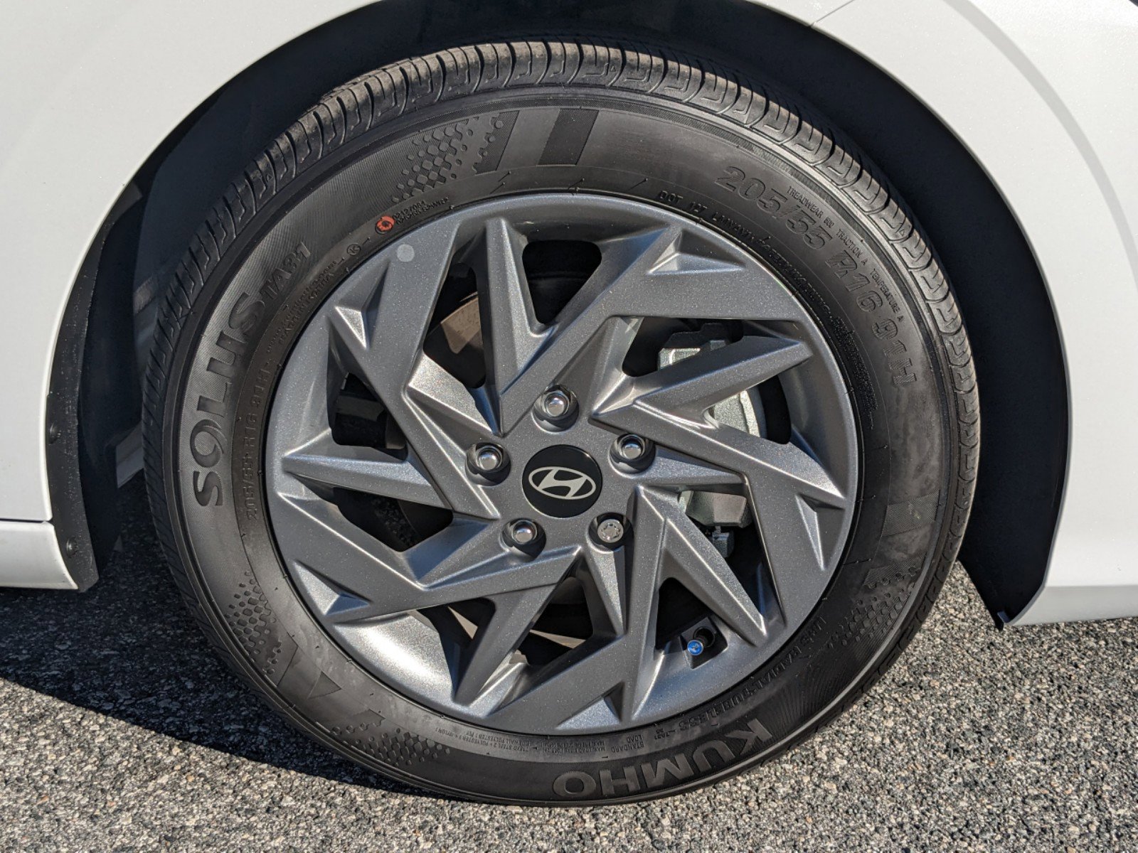 New 2025 Hyundai Elantra Sport image 14