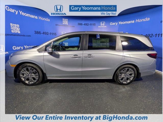 New 2026 Honda Odyssey Touring image 9