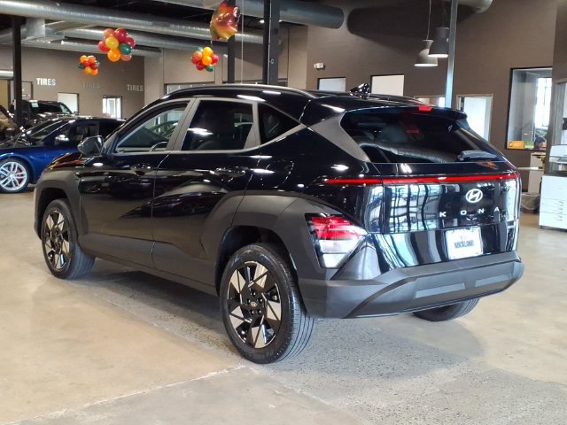 Used 2025 Hyundai Kona SEL AWD/4WD image 7