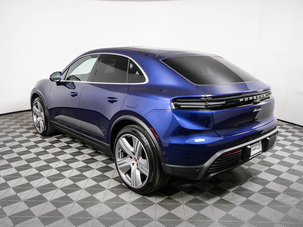 New 2026 Porsche Macan Electric image 3