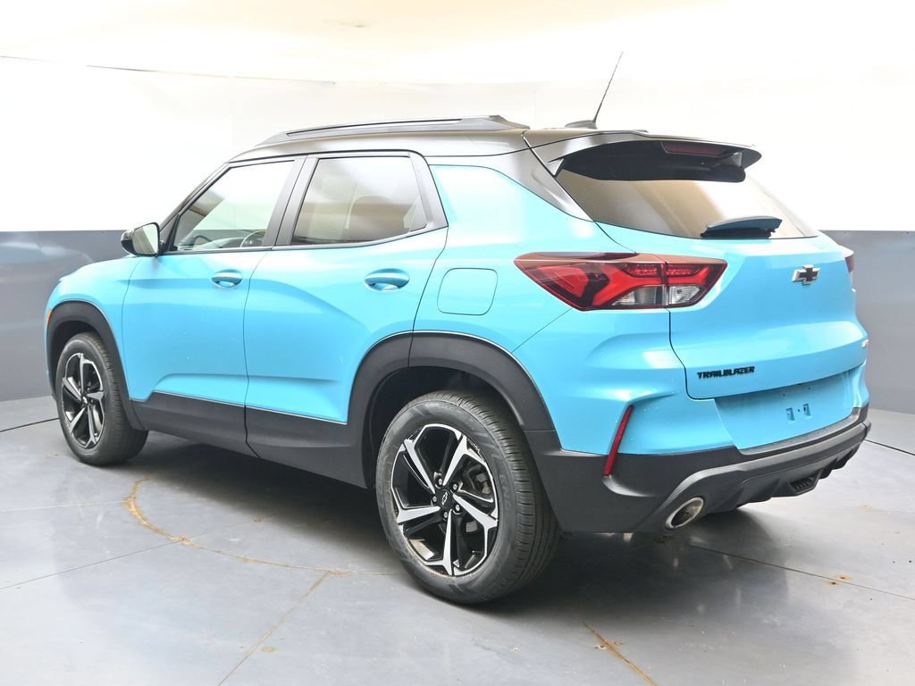 Used 2021 Chevrolet TrailBlazer RS FWD image 3