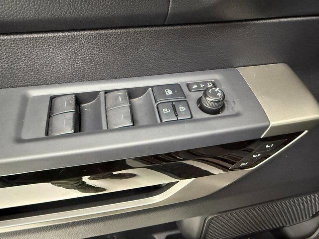 Used 2022 Toyota Tundra Limited image 28