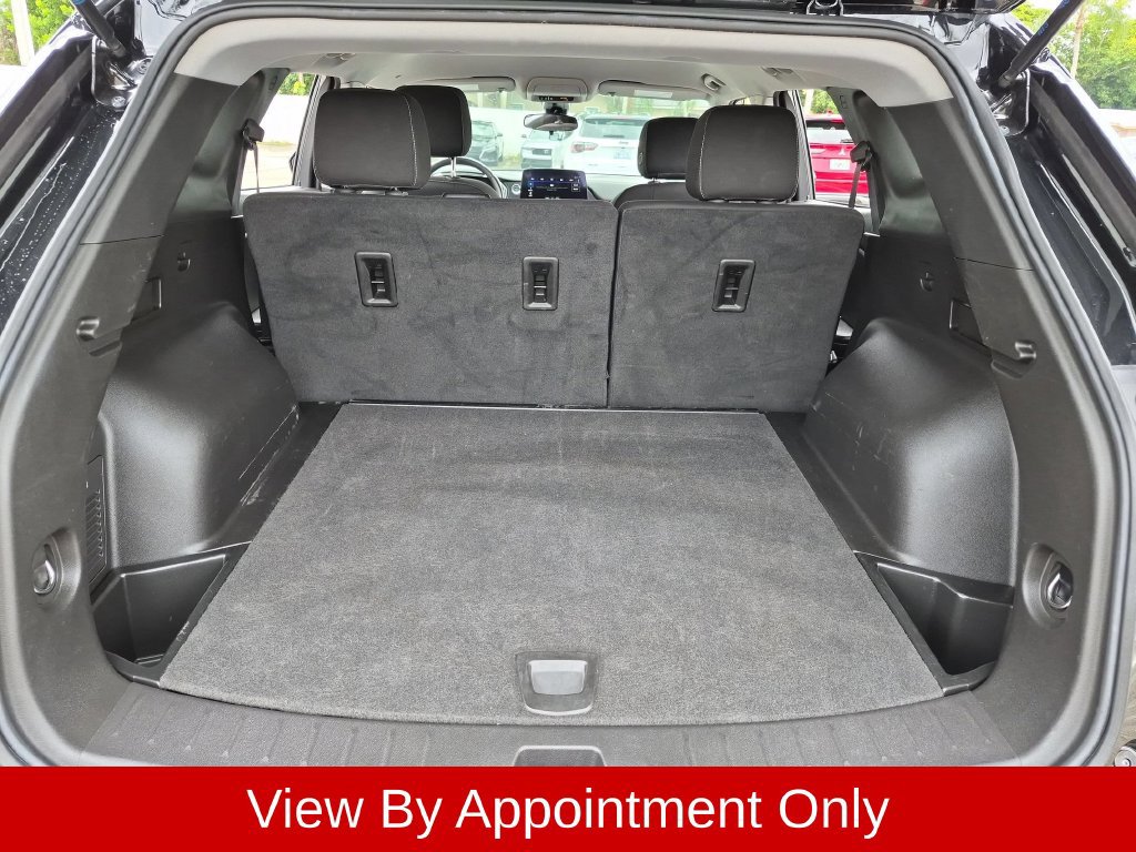 Used 2025 Chevrolet Blazer LT FWD image 28
