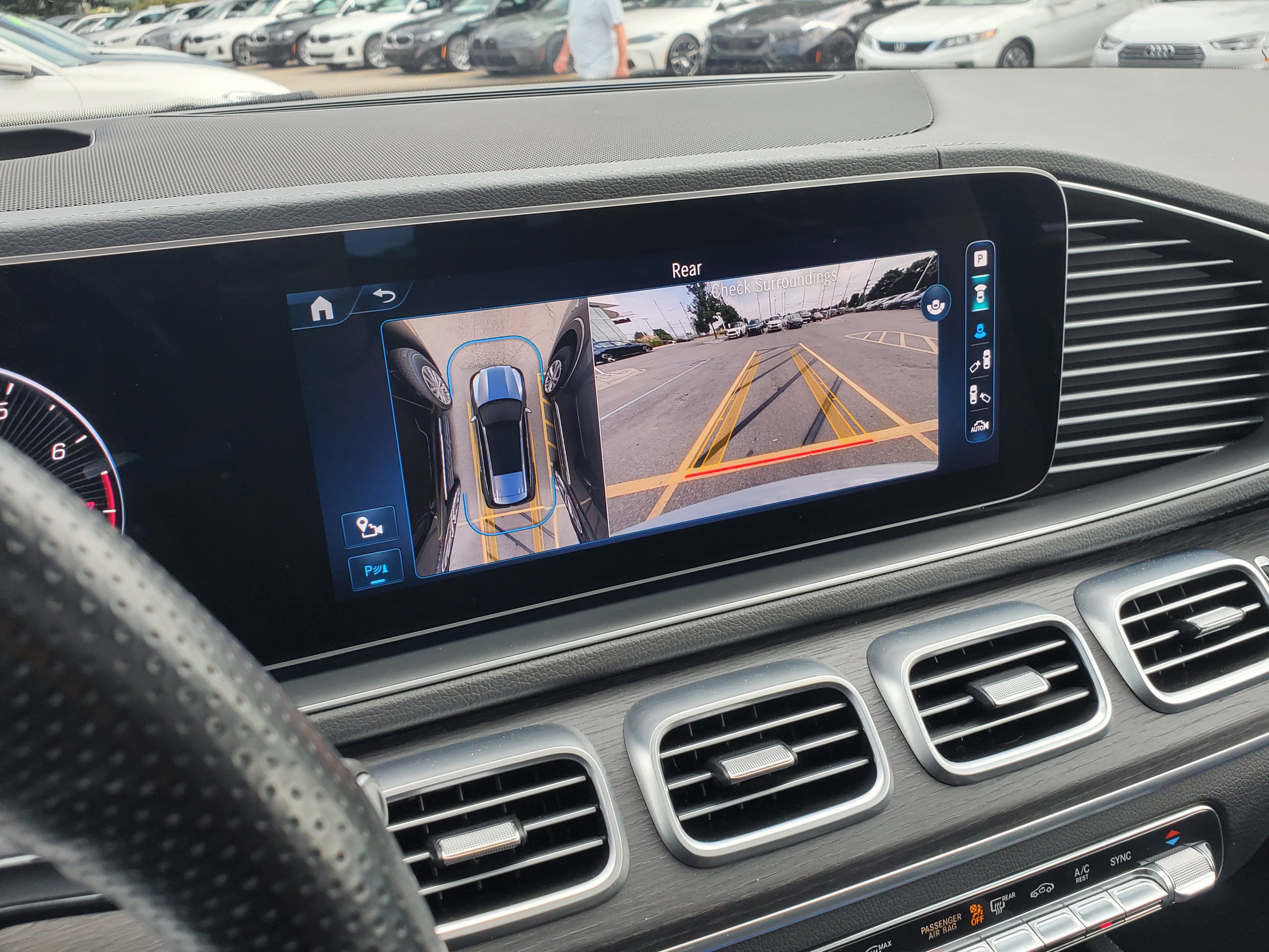 Used 2024 Mercedes-Benz GLS 580 4MATIC image 19