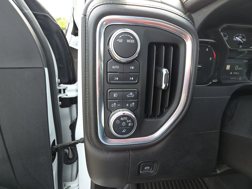 Used 2021 GMC Sierra 2500 SLT w/ SLT Premium Package AWD/4WD image 22