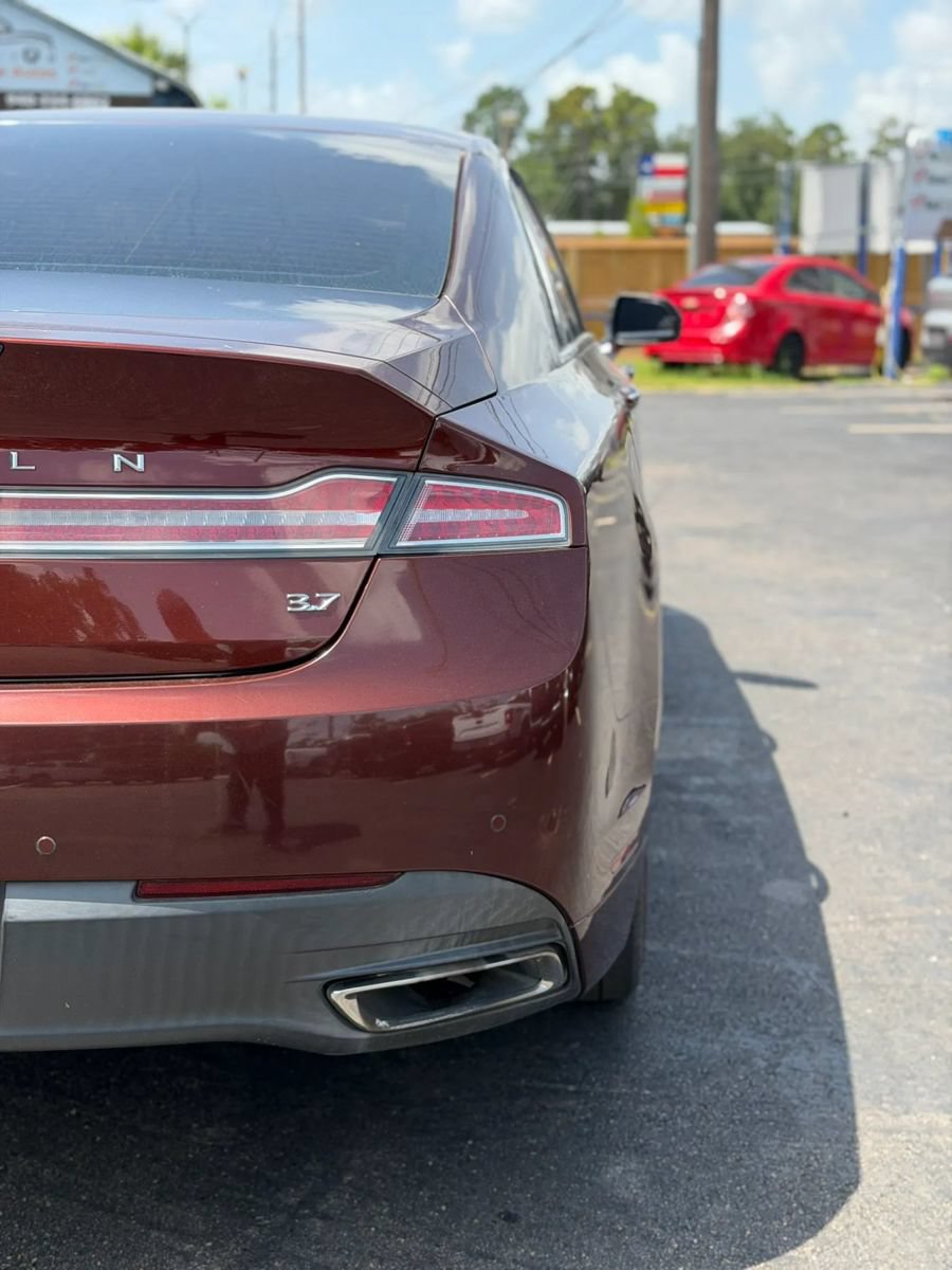 Used 2016 Lincoln MKZ w/ Equipment Group 300A Reserve FWD image 7